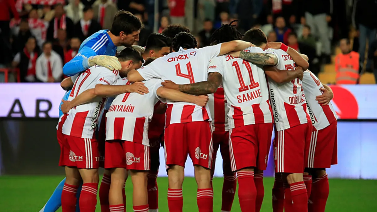 Antalyaspor singurul echipă fără penalty în Super Liga