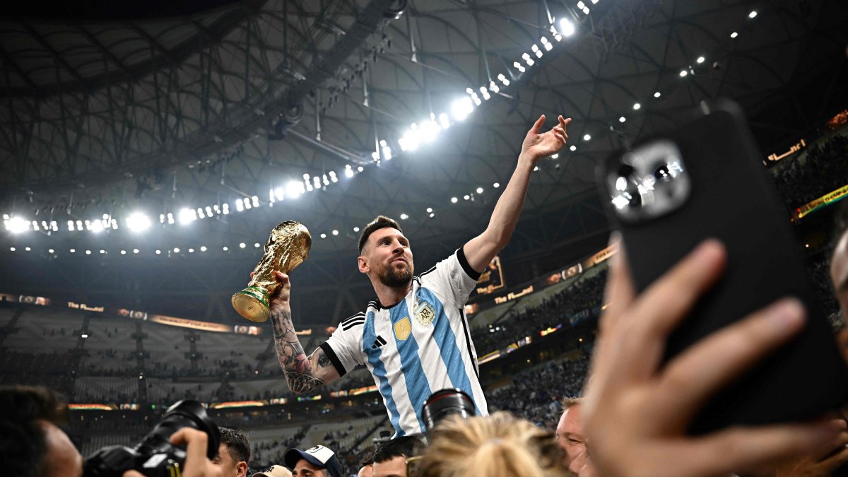 Messi și Ronaldo Se Apropie de Finalul Carierei la Mondial