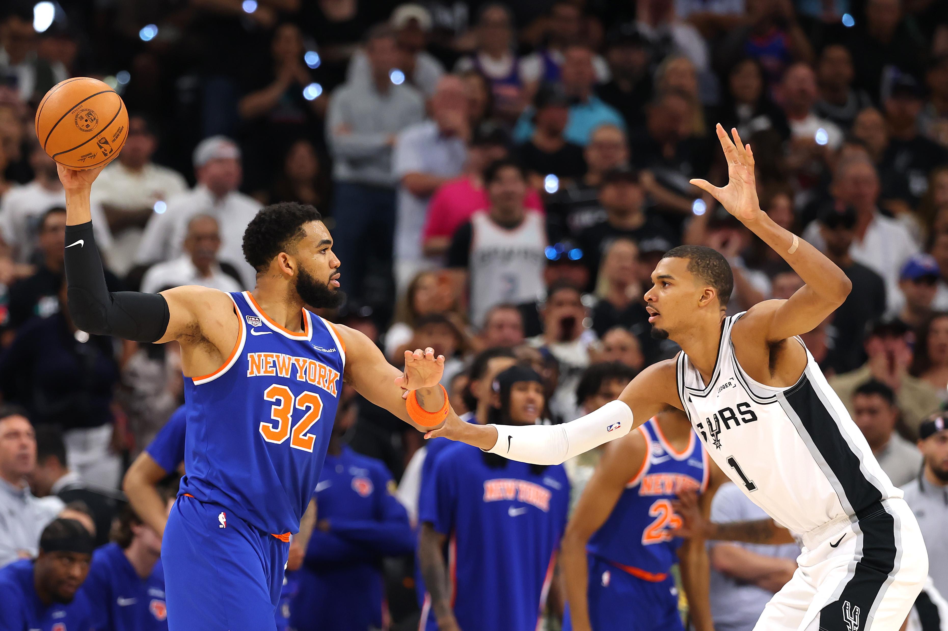 Knicks câștigă Meciul 2 în San Antonio, Campionatul este la îndemână