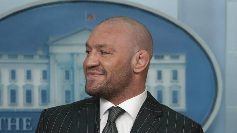 McGregor se întoarce în octogon după cinci ani de pauză!